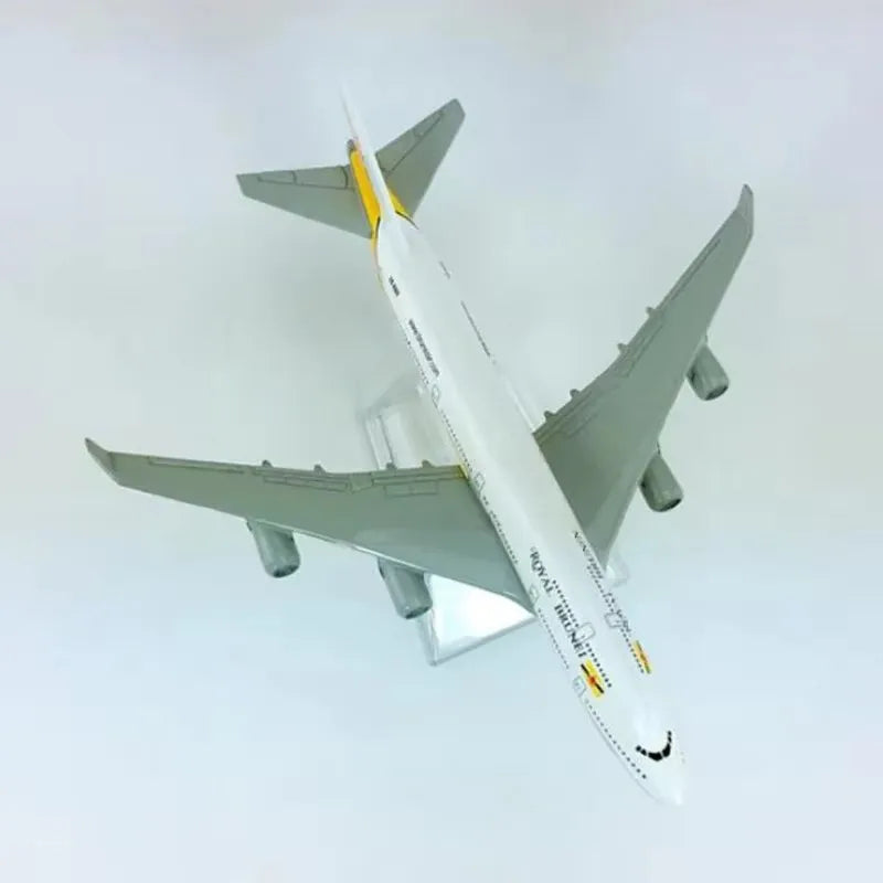 16CM 1:400 Scale 747 Alloy Metal Aircraft Model Royal Brunei Airlines B747 With Aircraft Stand Collectible Gift Display Model