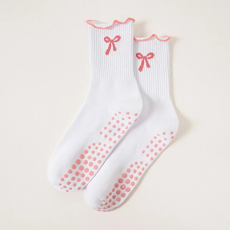Dreamlikelin 1 Pair Women's Mid-Calf Pilates Socks Non-Slip Professional Yoga Socks Bow Print Fitness & Sports Socks