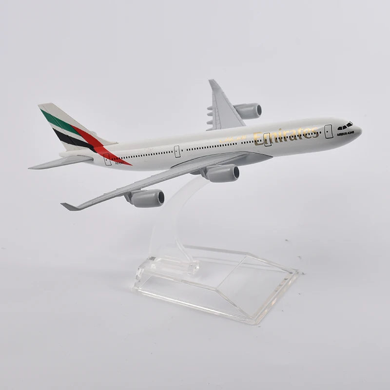JASON TUTU 16cm A340 EMIRATES Airways Airplane Model Planel Airplane Diecast Metal 1/400 Scale Planes