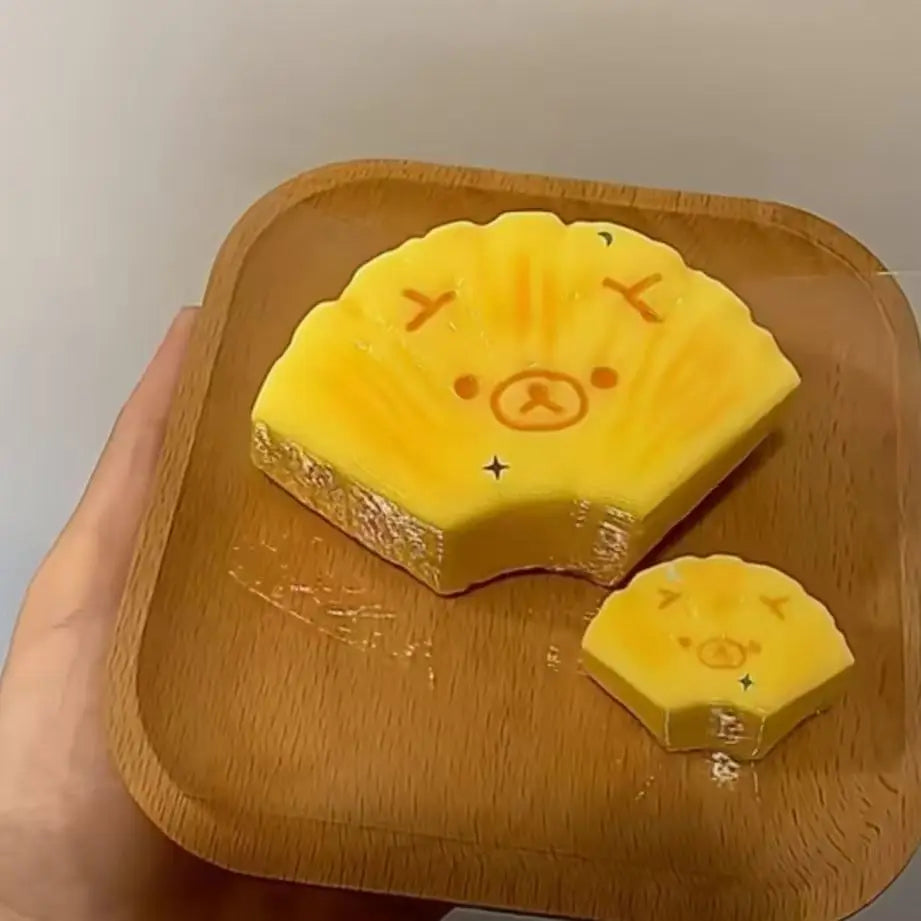 2026 handmade butter kneading toy! Easy Bear Collection, Relieve Stress - Food Grade Silicone