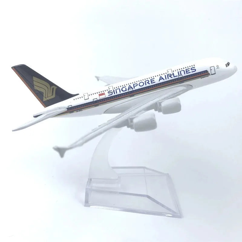 Emirates A380 1/400 Scale Aircraft Metal 16CM Miniature Airplane Diecast Model A380 Series Planes for Collections and Displays