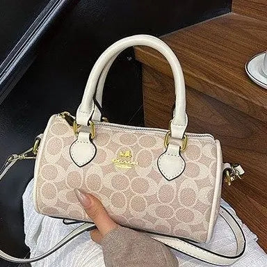 Luxury All-Day Comfort Designer Diaper Bag Women Large Capacity Tote Elegant Leather Crossbody Handbag For Endurance And Style
