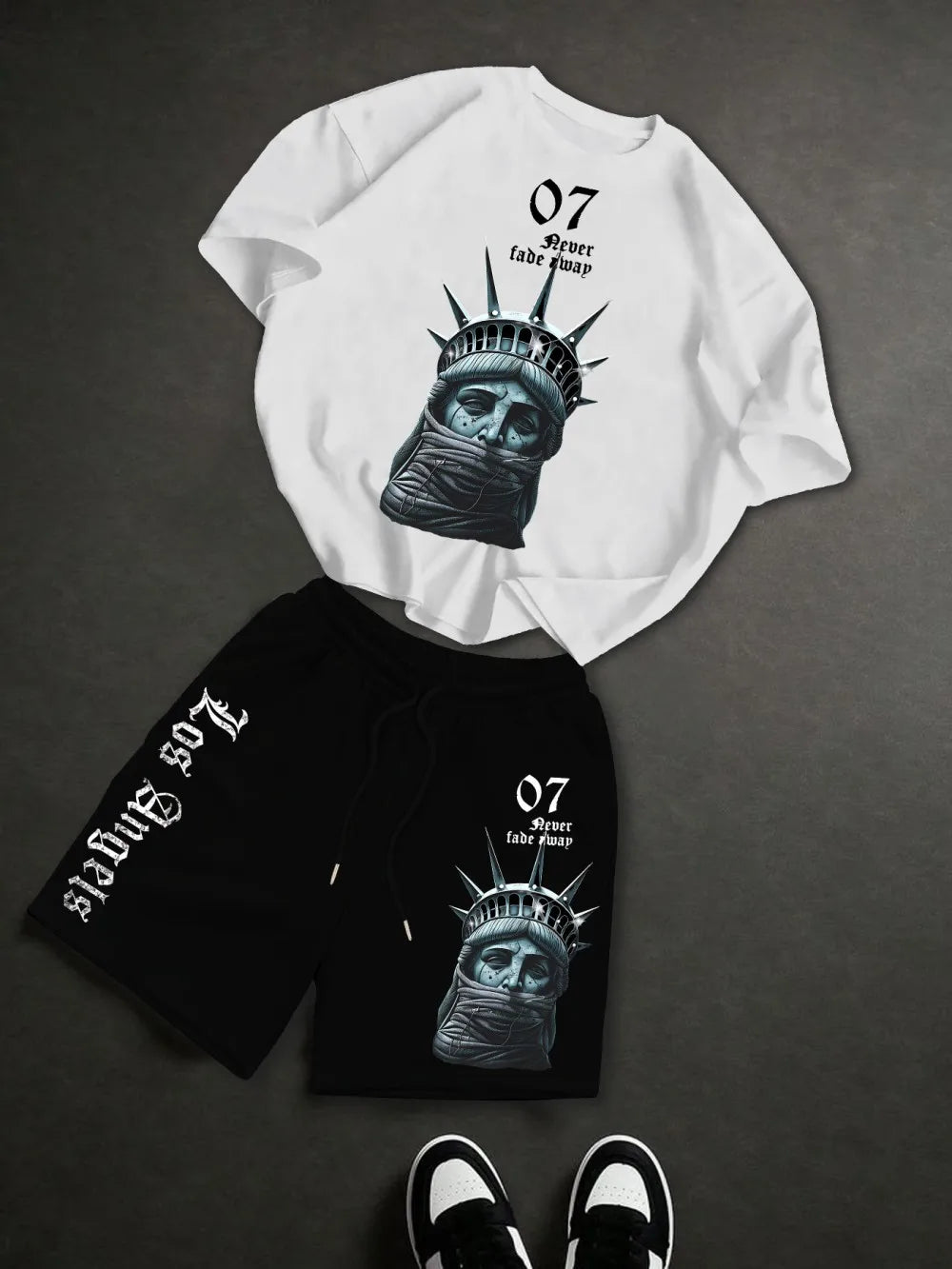 New men's summer retro Statue of Liberty print soft and breathable round neck T-shirt drawstring shorts set outdoor streetwear