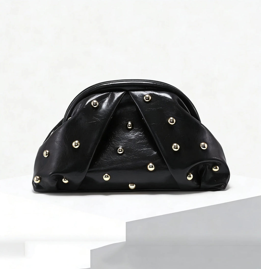 2026 new golden riveted pleated cloud handbag retro evening party handbag women's fashion elegant shell clip handbag