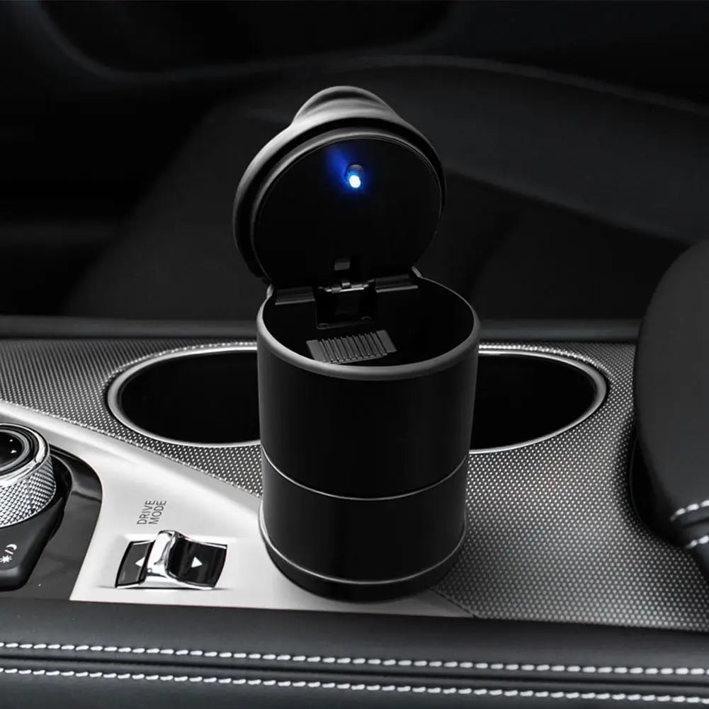 Car Ashtray With LED Light Portable Auto Ashtray Cigarette Ash Holders Flame Decor Smoke Accessories Retardant Car Cup Inte O3Z3