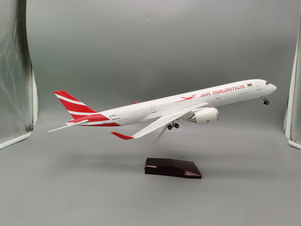 1/142 Scale 47cm Large Plane Model Air Mauritius A350 Resin Diecast Airplanes Building With Stand & Wheels Aviation Collection
