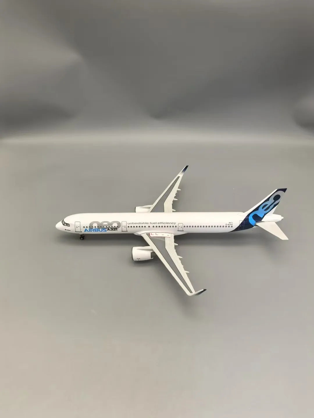 44CM Scale Aircraft 1/100 A321 neo Prototype Model Airplane Resin 321 collectible miniatures Model toys for children Collected