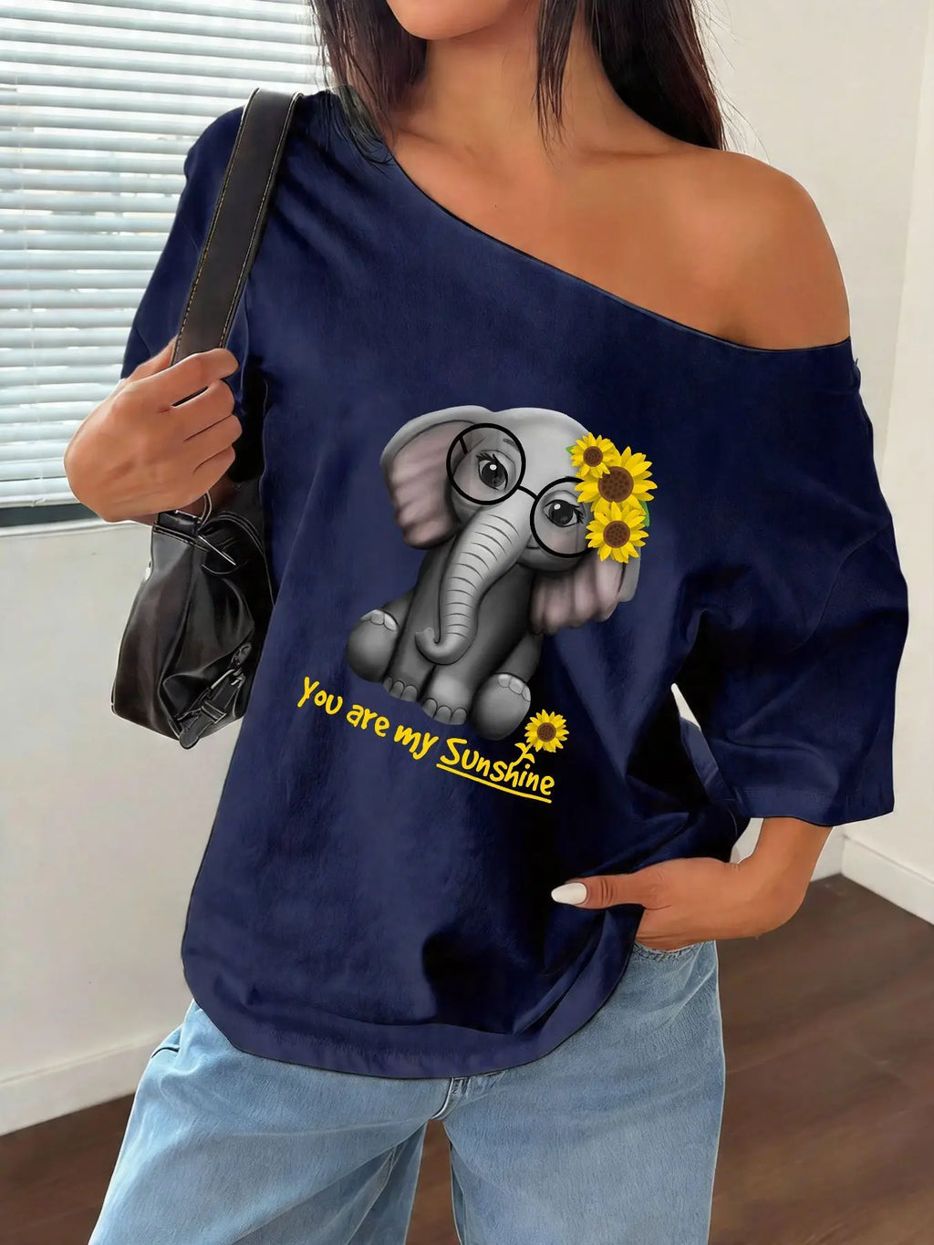 100% Cotton Plus Size Cute Elephant Sunflower Graphic Print Shoulder Loose Print T-Shirt Oversized Y2K Style Graphic Tees Wom
