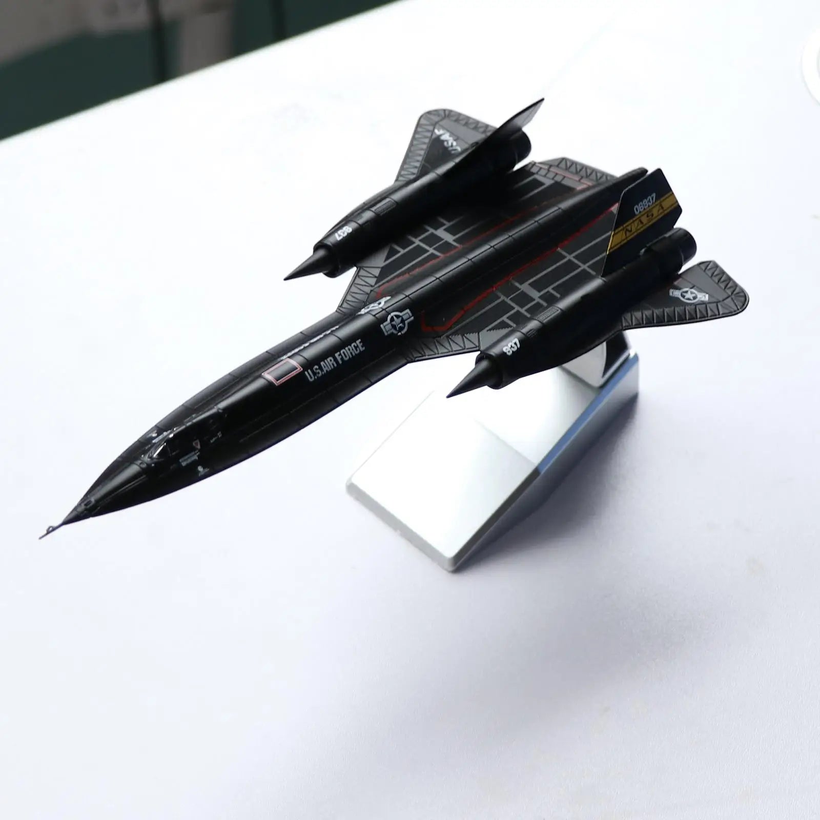 Diecast Jet Planes Alloy Model Aircraft 1 144 Scale Metal Airplane Miniature Toy Collectible for Children Gift