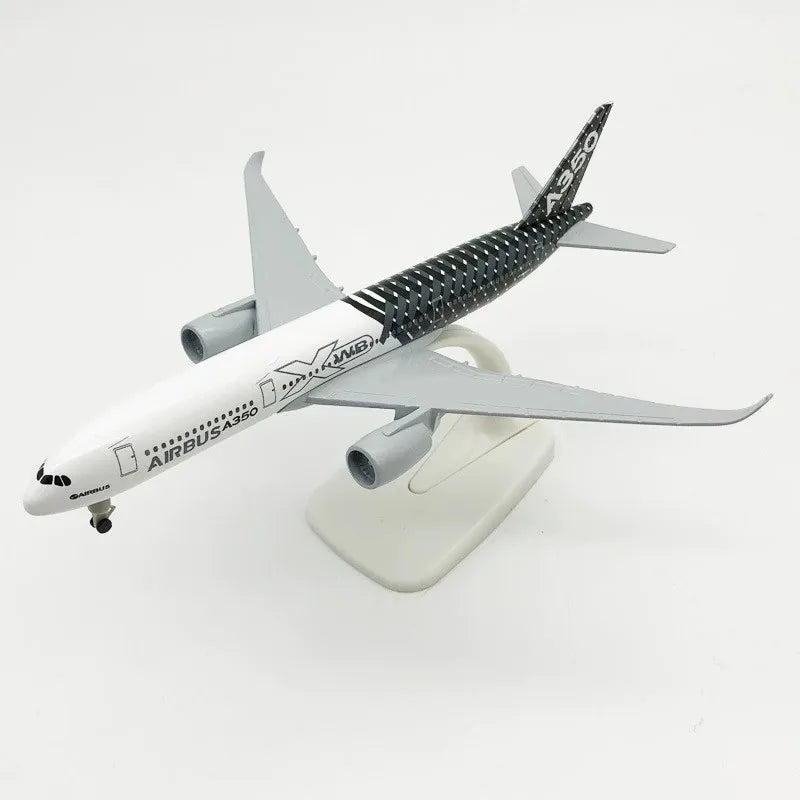 20CM A350 XWB Airline Model Plane Prototype A350 Aircraft Alloy Boys Toys Metal Diecast Airplanes Resin Collectible Miniatures