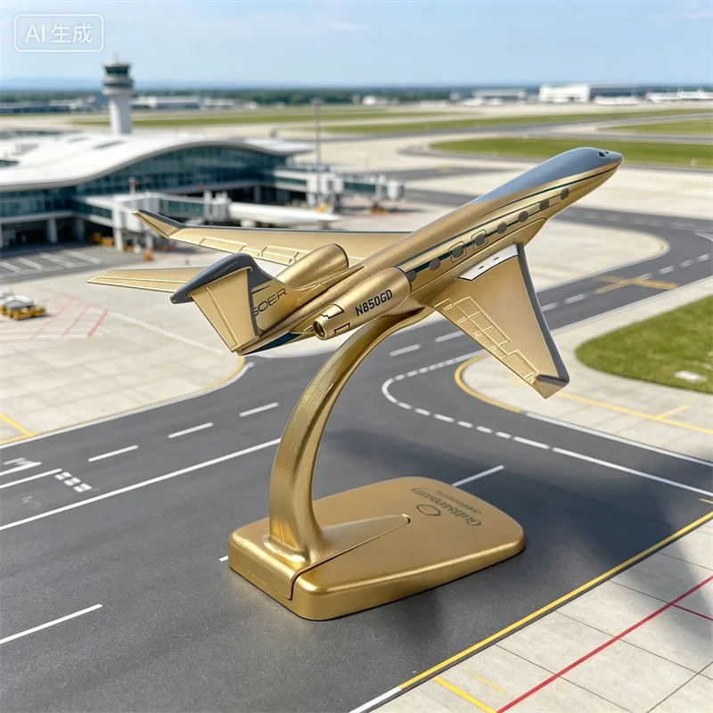 1:200 Scale 16cm G650er Golden Business Aircraft Diecast Alloy Finished Airplane Prototype With Base Collection Display Toys