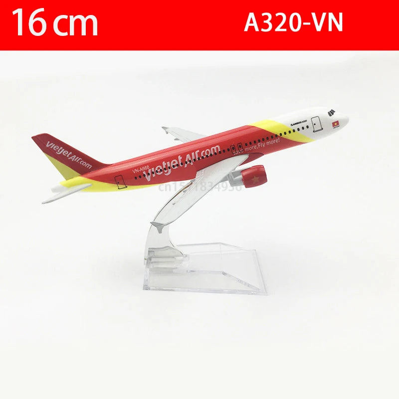 15CM Diecast Alloy A320 330 340 350 380 6Inch Airplane Model