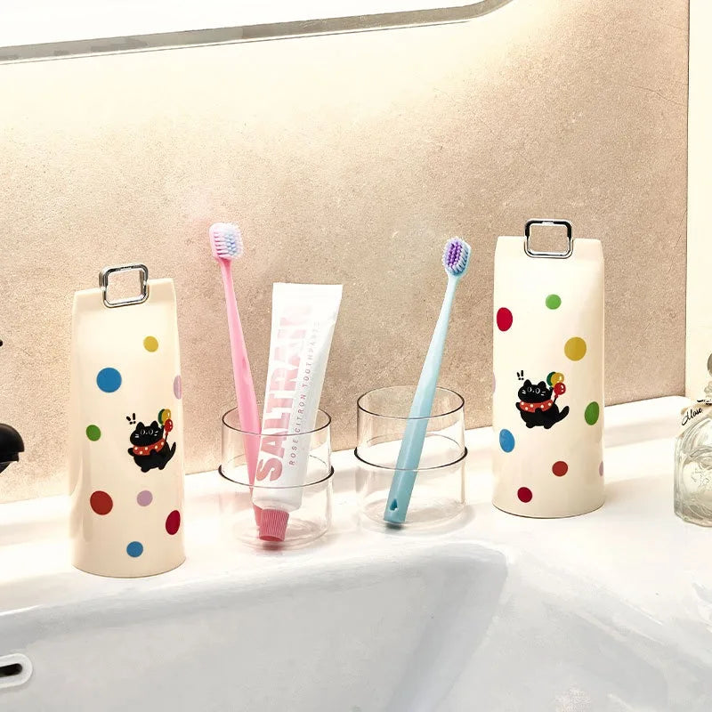 Ins Fashion Trendy Appearance Quality Travel Toothbrush Case with Polka Dots for Toothbrush and Cup Storage