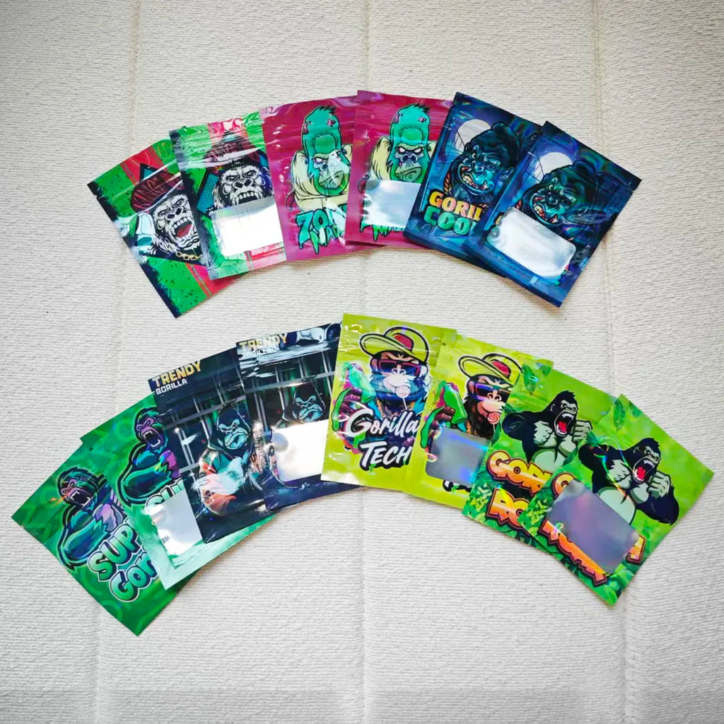 100Pcs 2.76*3.54inch New Pattern Resealable Zip Lock Mini Mylar Bag Candy Gummies Packaging Pouch Smell Proof Zipper Pouches