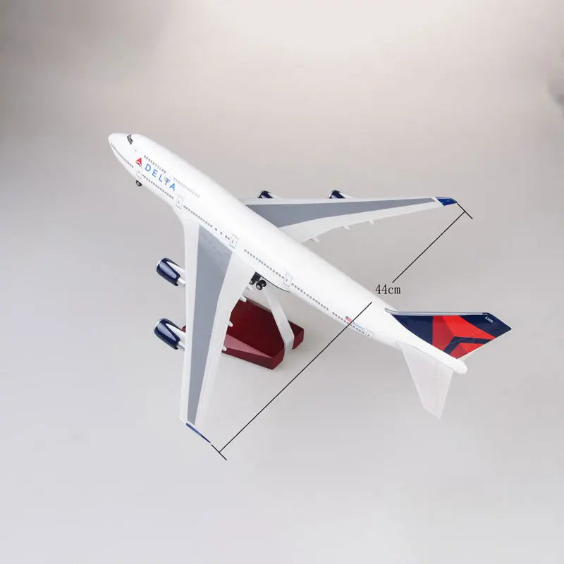 Delta Air Lines 47CM 1:150 Scale 747 B747 Airplane Model Toy Aircraft LED Light Die-casting Machine Collected As A Gift By