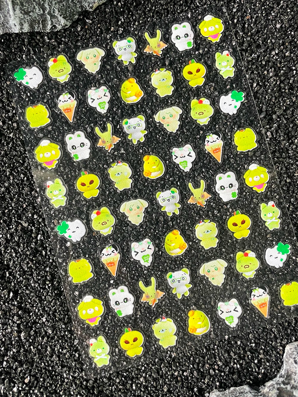 Kawaii Animal Mini Little Rabbit Panda CAT Luggage Tags Stickers Pvc Diary Notebook Skateboard Mobile Phone Nail Art Stickers