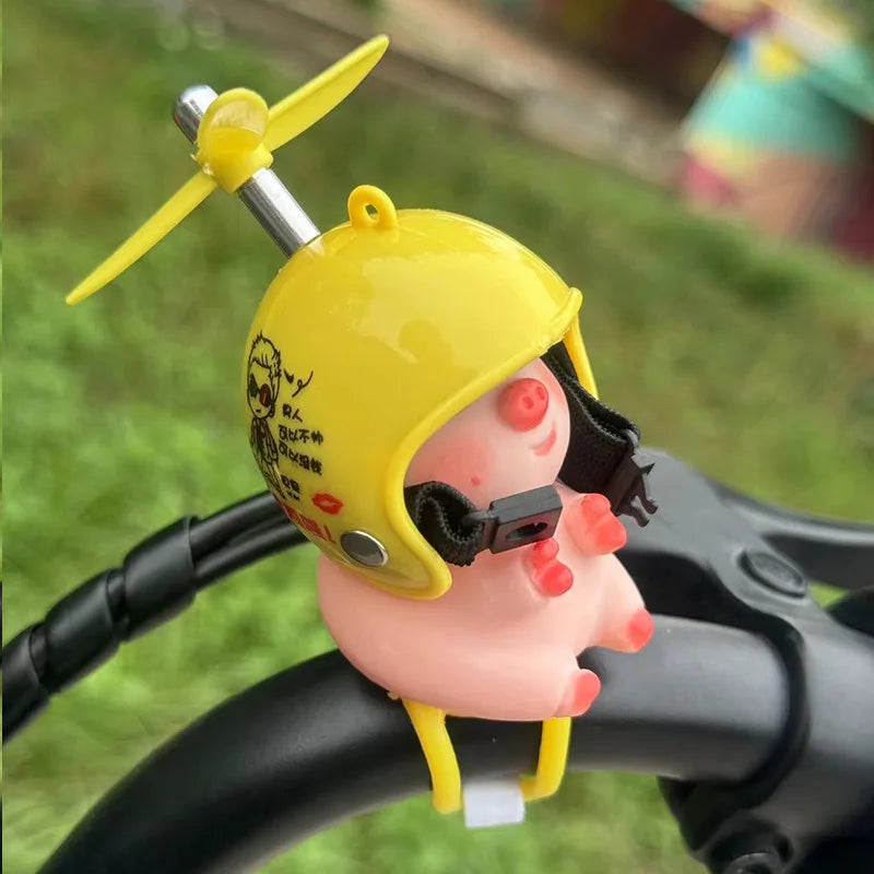 Pink Pig with Helmet Propeller Cute Little Wind-breaking Duck Road Bike Motor Helmet Riding Cycling Car Cute Ornament Decor