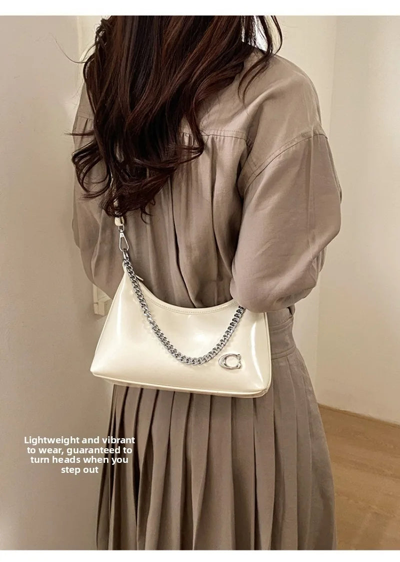 Temperament Shoulder Bag Joker High-grade Western-style Tide Messenger Bag Chain Luxury Commuter Fashion Handbag