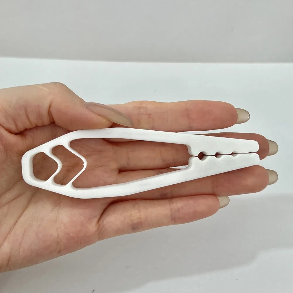 New Plastic Nail Holder Tool Portable Anti-smashing Finger Tool Auxiliary Pliers Durable Hammer Nail Holder Pliers