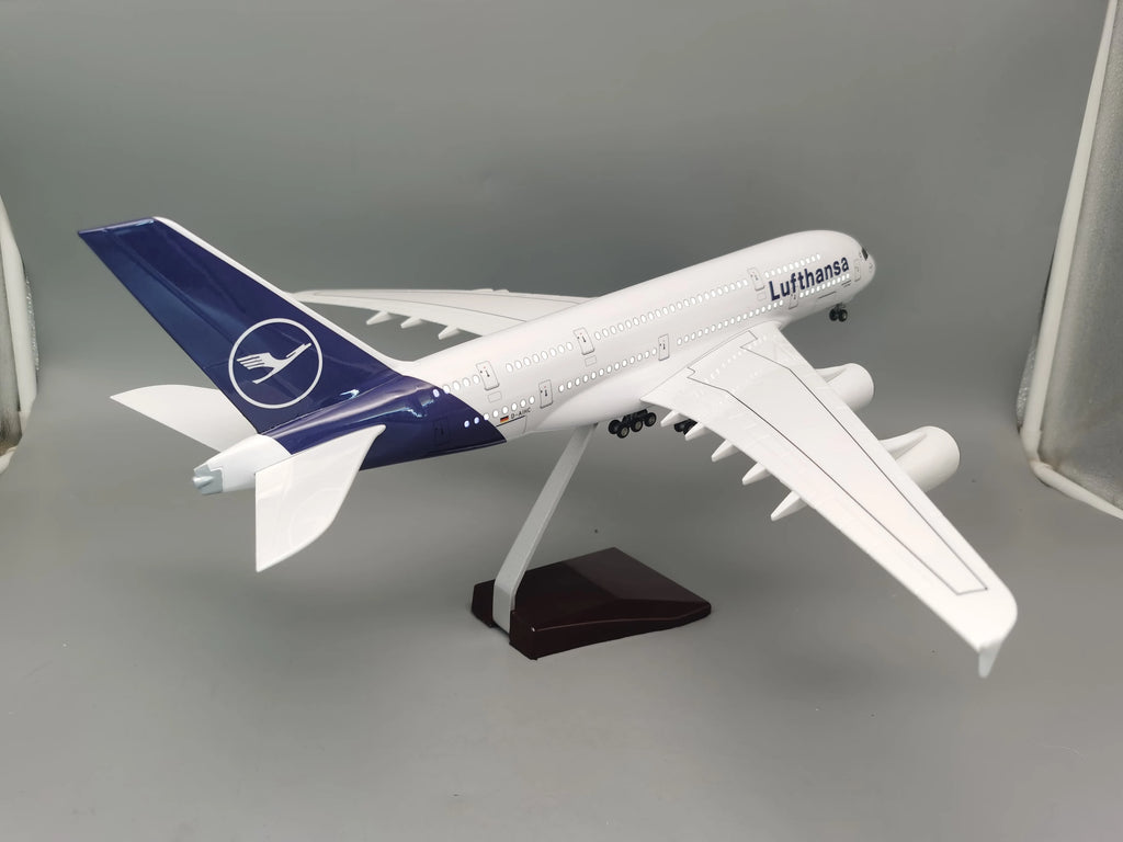 New Lufthansa Model Plane adults fun A380 Toy Airplane Diecast Model 1/160 Scale Aircraft Children Toys Games Aeroplane Resin