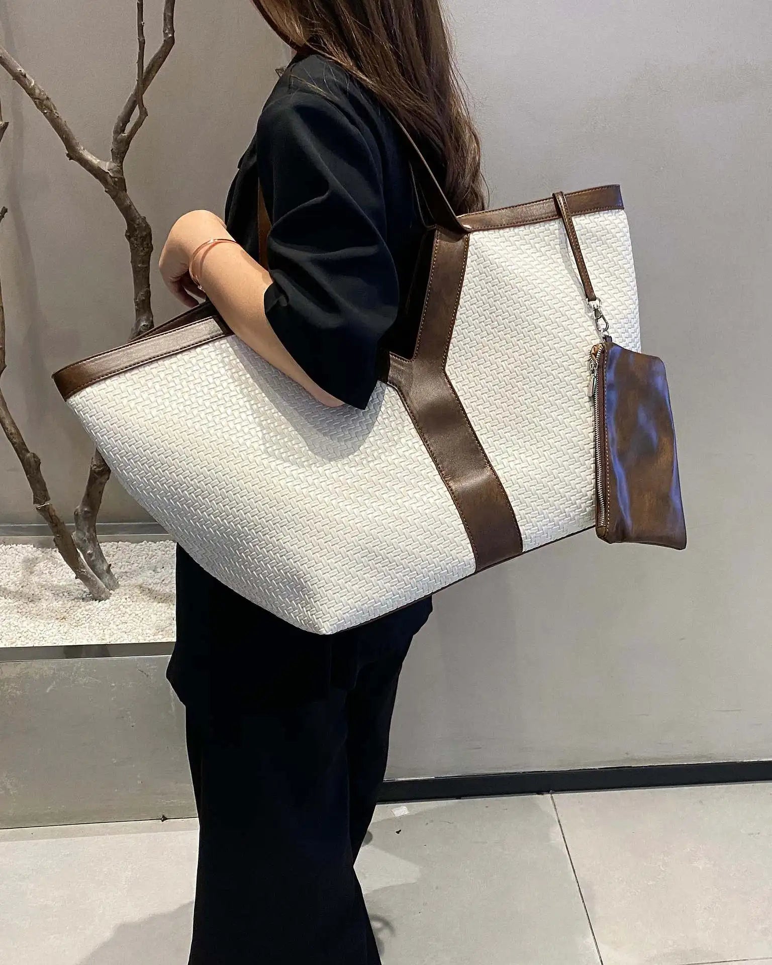 Trendy Design Simple Unique Leisure Diaper Bags For Ladies Luxury Brand Elegant Crossbody Bag Leather Tote