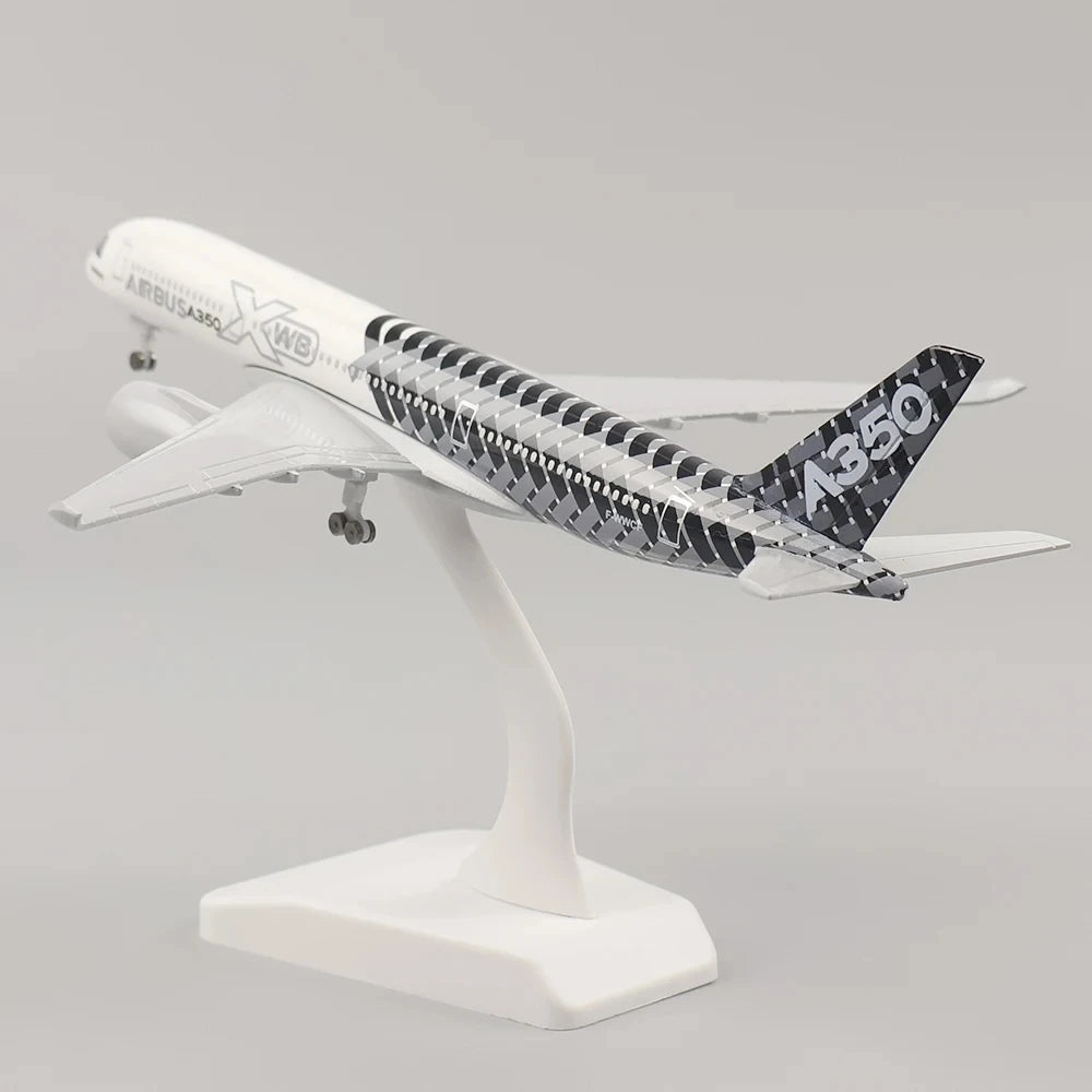 20CM 8inch Collectible Aircraft A330 Beluga Diecast Alloy Airlines A380 A350 330 Antonov An 225 Model Plane for Collection Gift