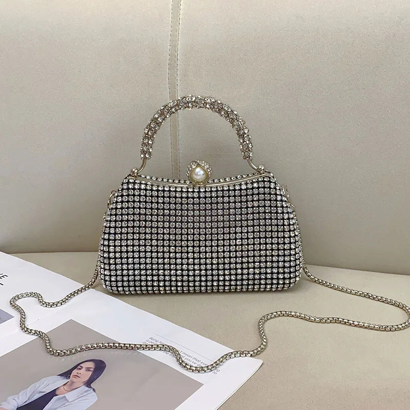 Yuan dinner bag, fashionable and high-end sense, shiny and ineffective, diamond-encrusted, diamond-filled portable messenger bag