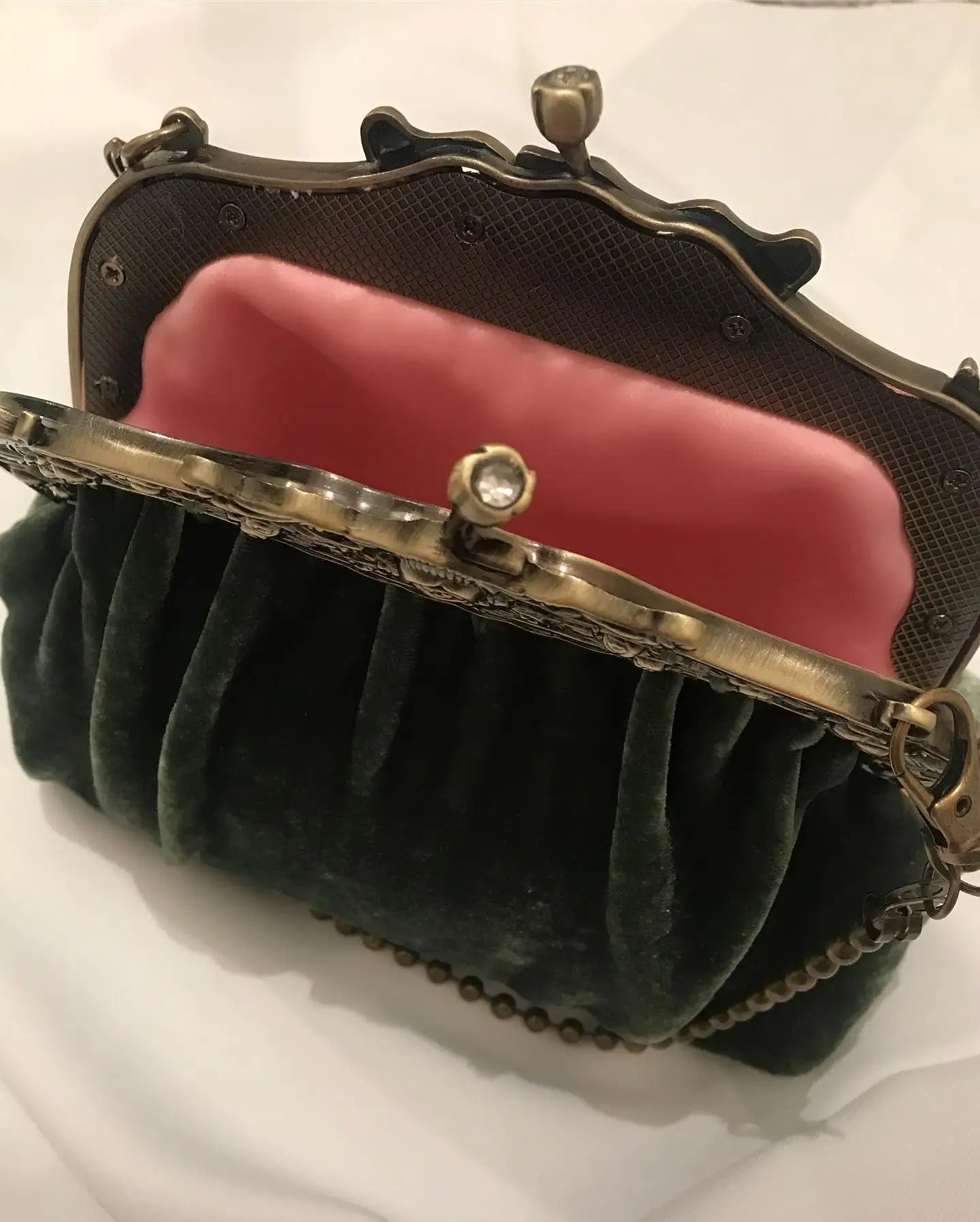 Lost In Vintage Velvet Fabric Soild Purse Metal Frame Kiss Lock Evening Clutch Nickel Farmyard Accessory for Evening Wear Party