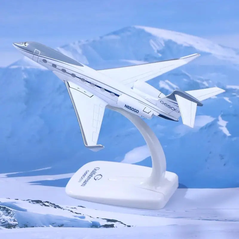 Hot！1PCS Gulfstream G650 Aircraft Diecast 1/200 Scale Airplane Model Planes G650ER Airplane Model Plane Model