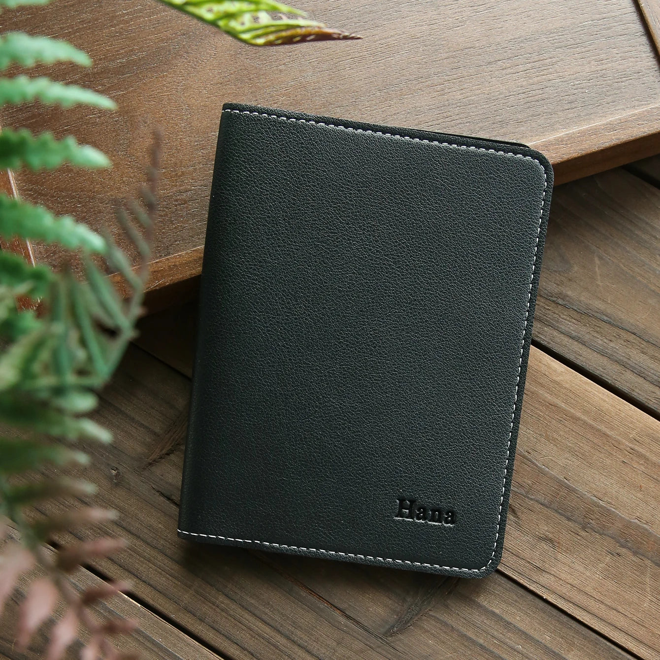 1PCS Custom Name Passport Holder Personalized Leather Passport Cove Customized Travel Accessories Handmade Gifts For Friends