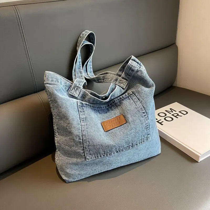 Stylish Light Blue Denim Tote Bag for Women Large Capacity, Zipper Closure, Casual Shoulder Handbag with Multiple Compartments