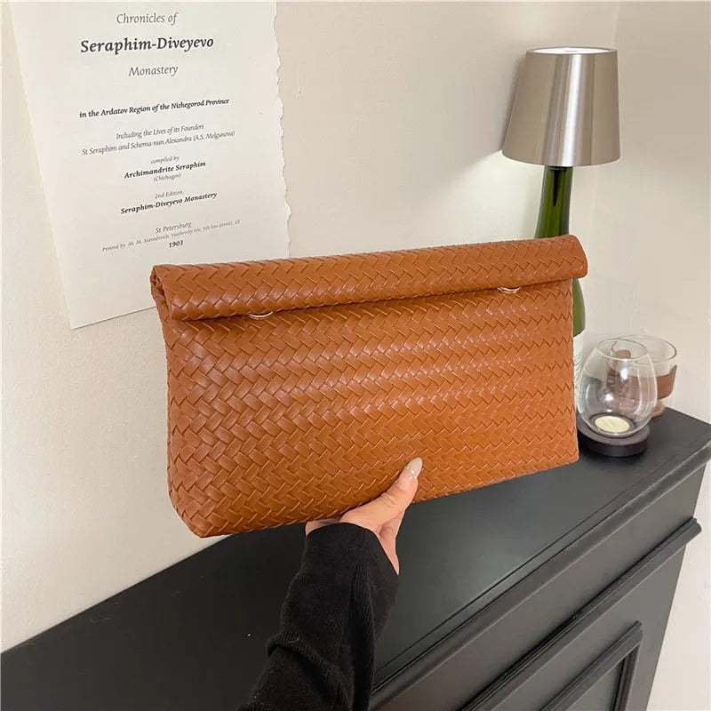 Braided Texture Fashion Retro Solid Color Clutch Bag PU with Lightweight Magnetic Closure Water Resistant for Daily Use