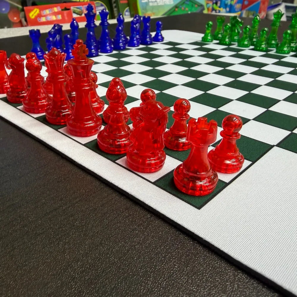 4 Players Chess , Translucent Pieces, 1 pc 35cm/13.78in Chess mat 64pcs Colorful Chess（4 different color 16 PCS per color）