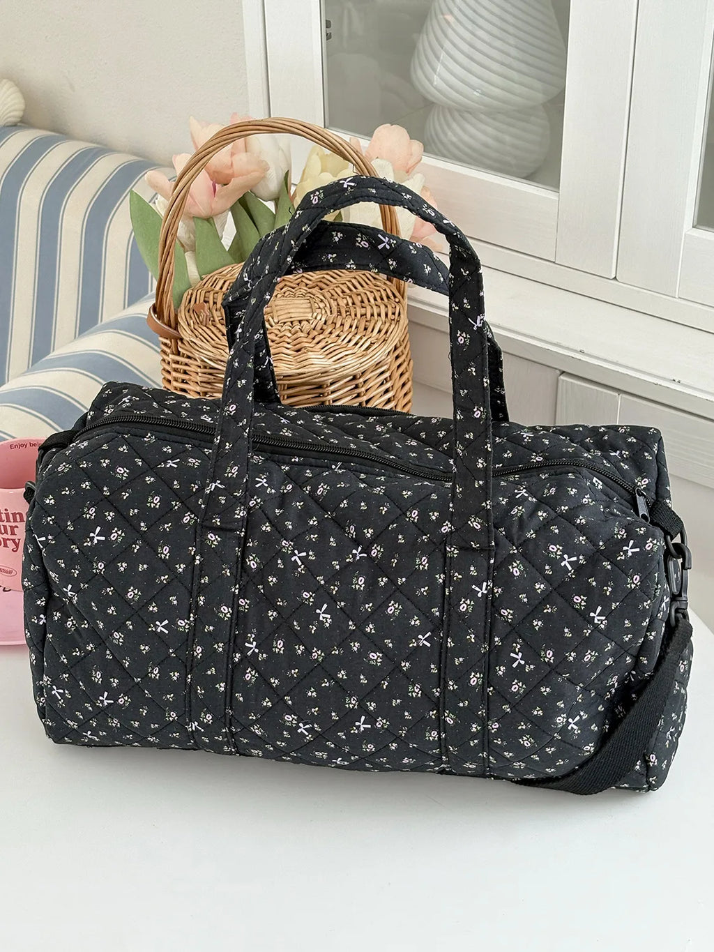 YT large-capacity lightweight luggage bag, hand-held crossbody Boston bag, small floral quilted travel bag, ins style