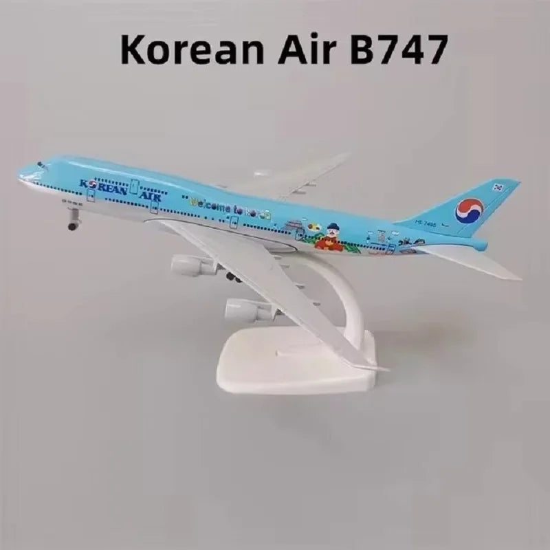 Aircraft Model 1:400 20CM B747 Scale Series Of Diecast Miniature Aviation Kid Xmas Gift Toy Airplanes Decoration