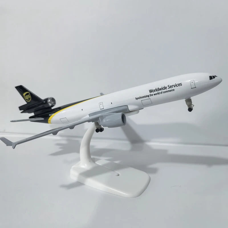 JASON TUTU 20CM UPS McDonnell Douglas MD-11 Aircraft Model Planel Airplane Diecast Metal Planes Collect Gifts