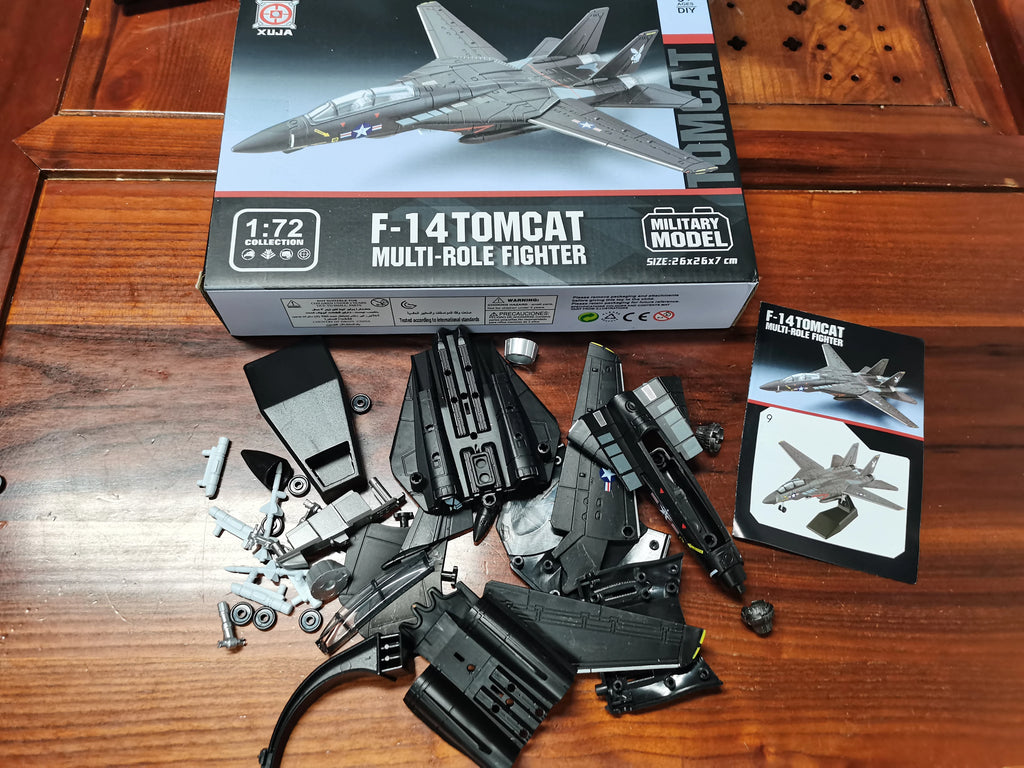Creative Military Series Building Blocks F14 Su57 F22 M1070 Military Truck Helicopter Model Plane Toys for Boy Xmas Gift