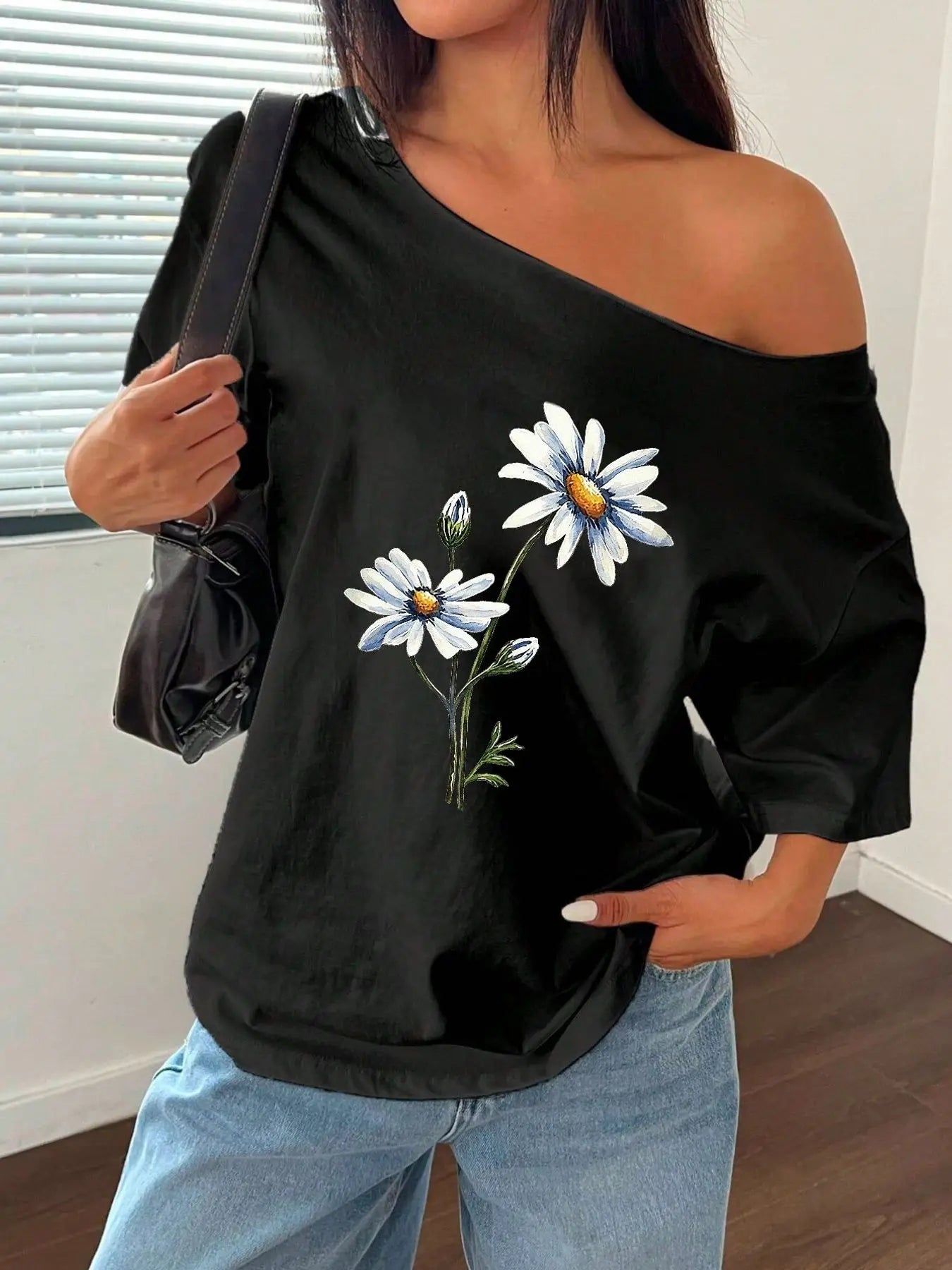 100% Cotton Plus Size Daisy Floral Print Shoulder Loose Print T-Shirt Oversized Y2K Style Graphic Tees Women Tops Summer Off