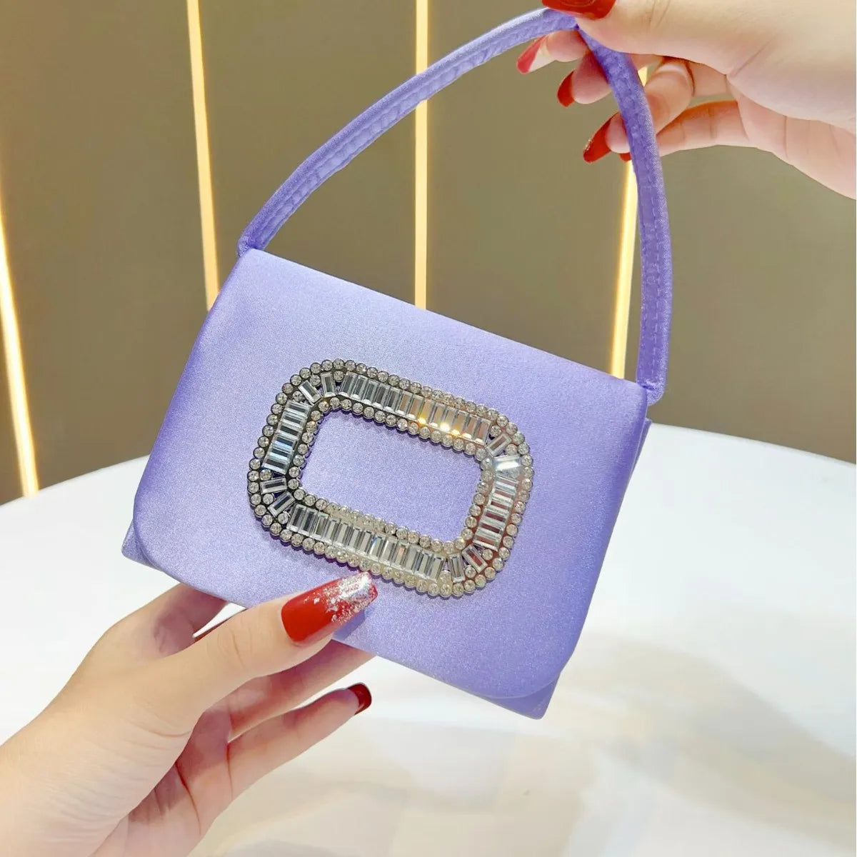 Luxury Mini Square Handbag Women’s Diamond Studded Evening Bag Elegant Shoulder Chain Wedding Party Purse Stylish Ladies Tote