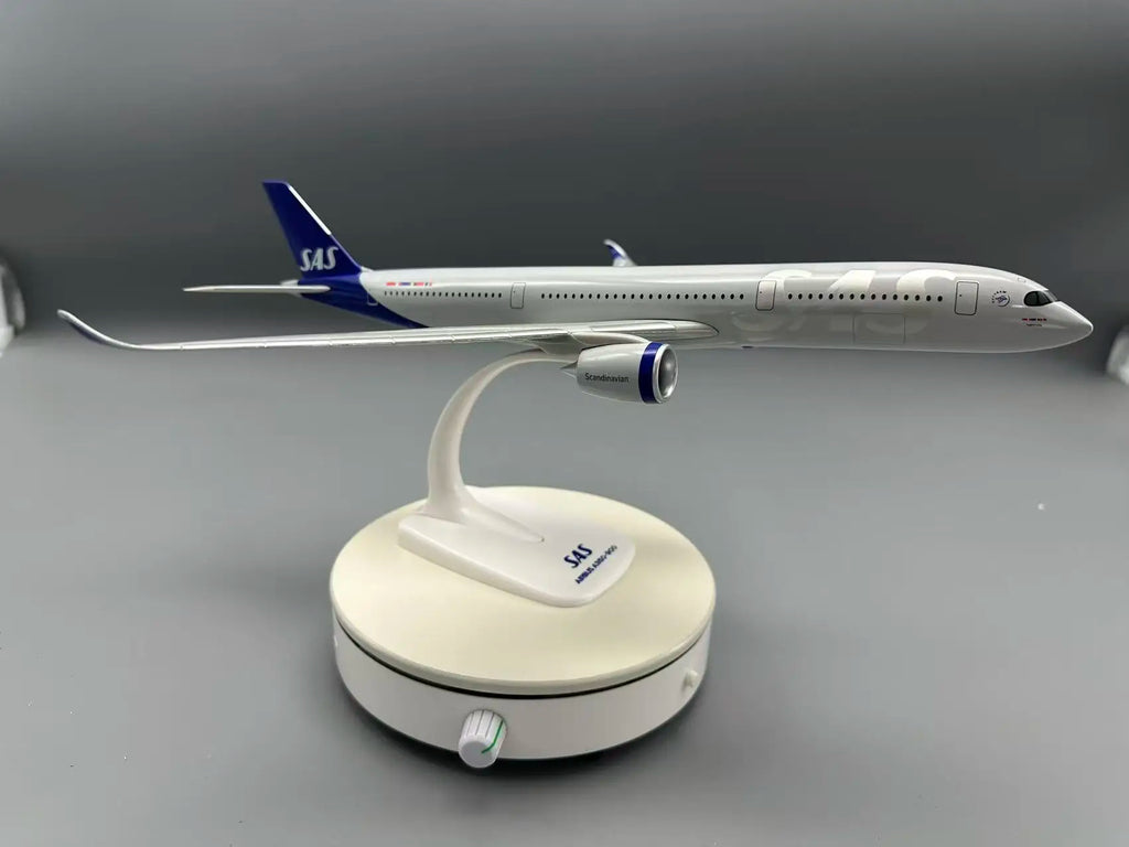 1:200 Scale 33cm A350-900 SAS Scandinavian Airlines Aircraft Diecast Model ABS Plastic Model Plane Toy With Stand Gift Ornaments