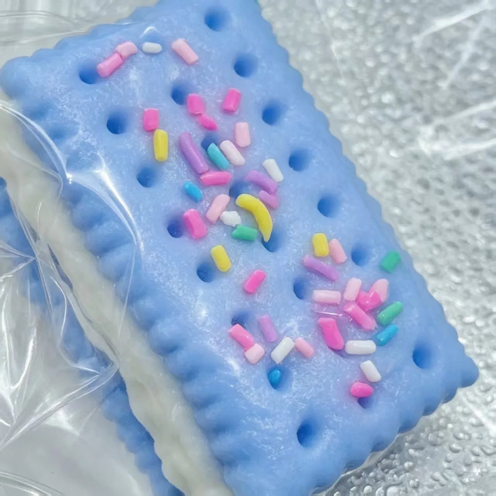 Sandwich biscuit Handmade Silicone Cookies Fidget Toys Slow Rebound Stress Relief Pinch Decompression Squeeze Toy for Adults