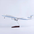 1/150 Scale Aircraft Model Kuwait Airways B747-8 Resin Airplane with Landing Gear Wheels Light(Touch or Sound Control)