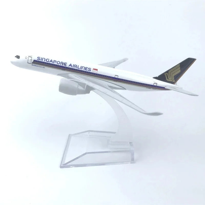 16cm Airplane Model Replica A350 Singapore Airlines Metal Scale Aircraft Simulation Toys And Hobbies Diecast Aviation Souvenir