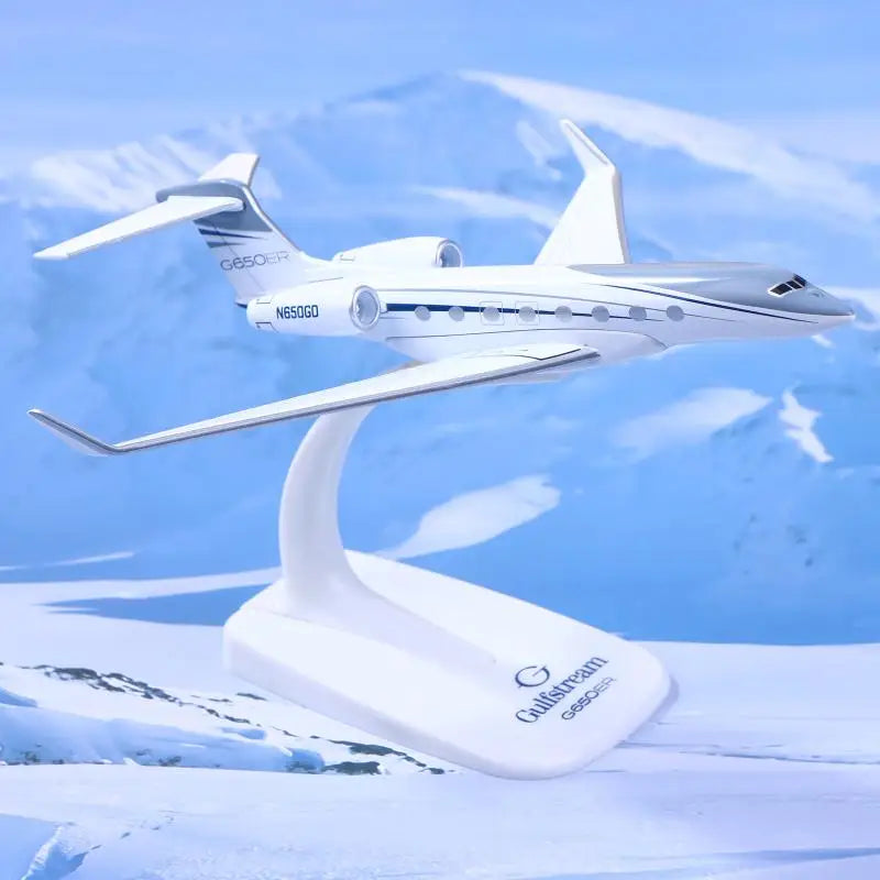 Hot！1PCS Gulfstream G650 Aircraft Diecast 1/200 Scale Airplane Model Planes G650ER Airplane Model Plane Model