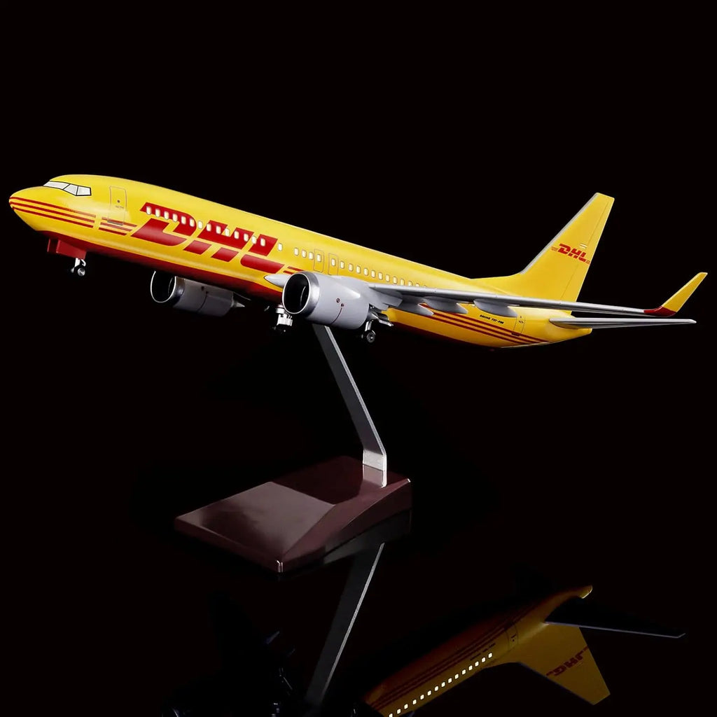 47cm Airplane Toy B747 DHL Airways Resin Diecast Aircraft Models 1/150 Scale With LED Light And Base Children Toy Hobby Souvenir