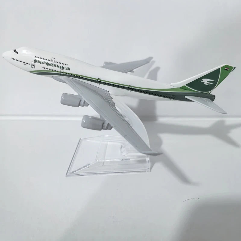 JASON TUTU 16cm Iraq Airlines Boeing 747 Plane Airplane Model Aircraft Model Diecast Metal 1/400 Scale Planes