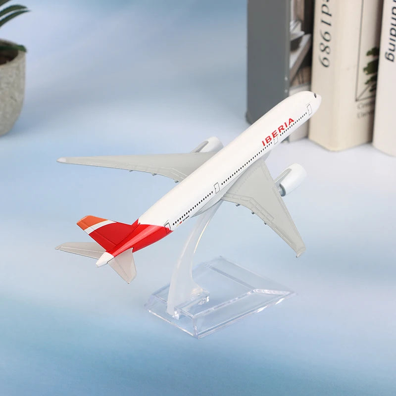 16CM Iberia 330 Alloy Airplane Model Scale 1:400 Metal Airplane Replica Diecast Aircraft Aviation Collectibles Toy For Boys
