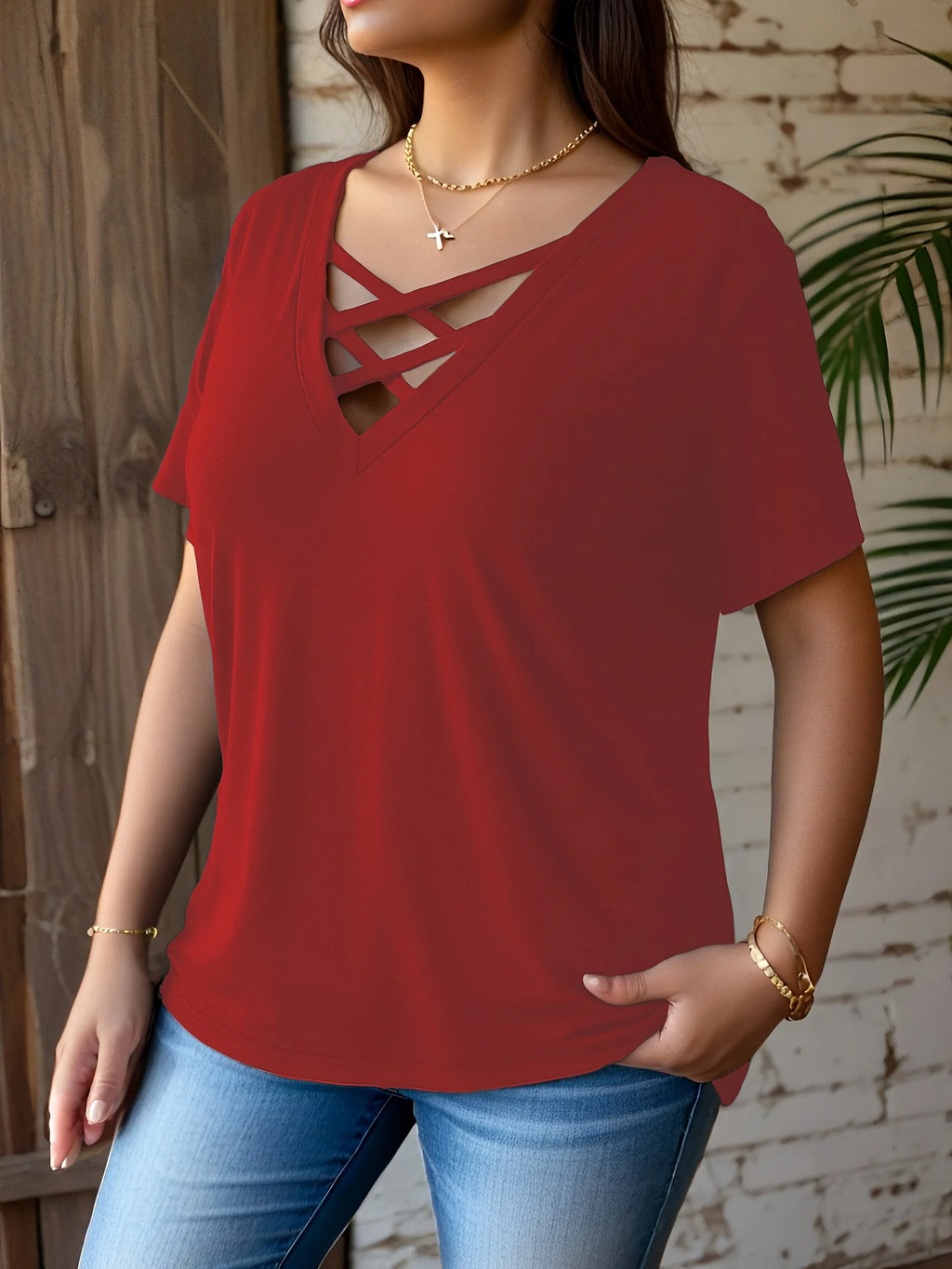Plus Size Women's Casual V-Neck Crisscross Short Sleeve T-Shirt Stretchy Comfort