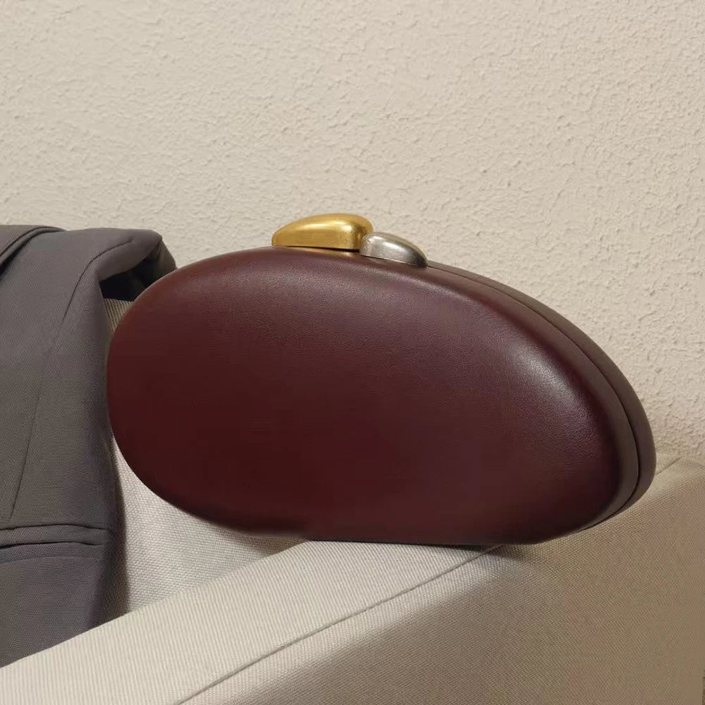 Women's Burgundy Oval Buckle Clutch Bag Elegant Evening Party Daily Handbags 2026 New Fashion Luxury Handbag