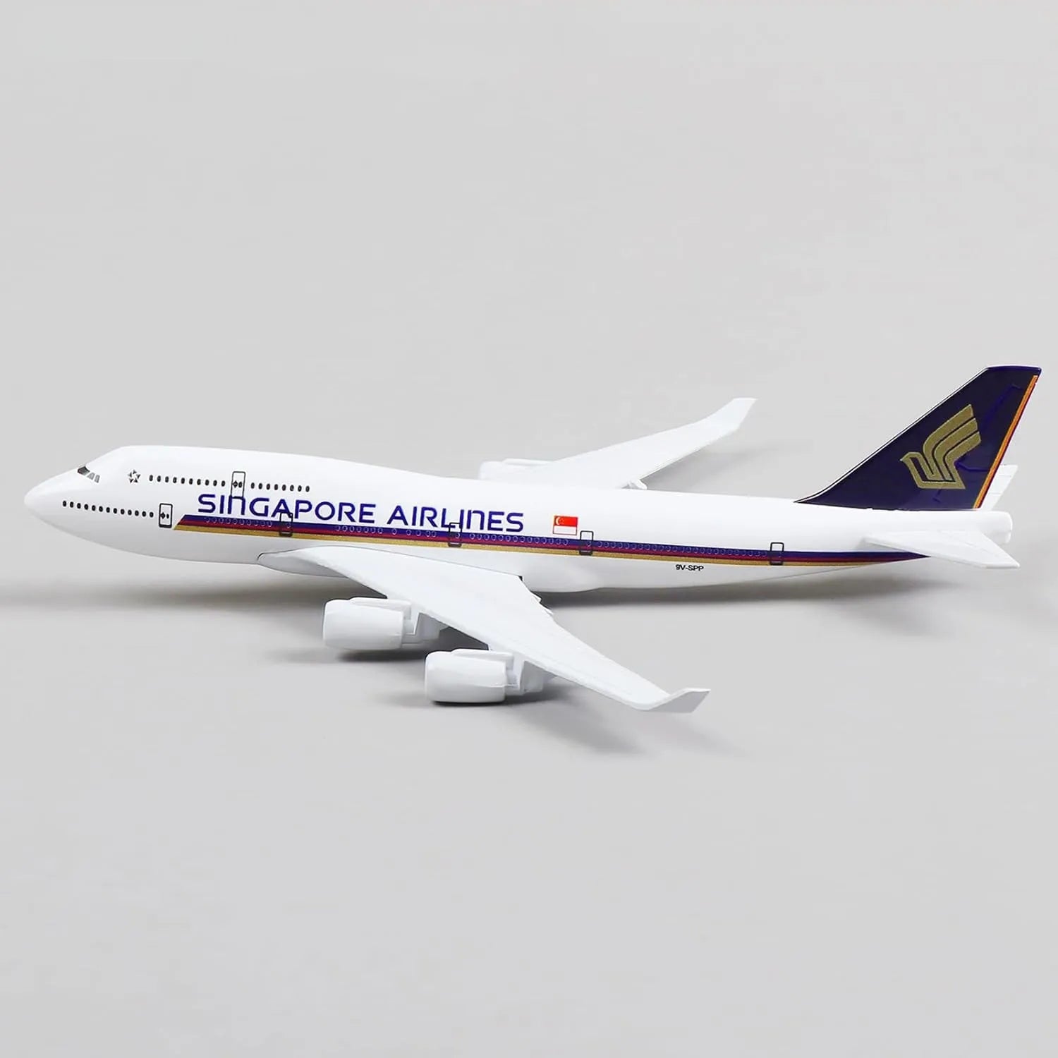 747 Singapore Metal Plane Model kit -1/400 B747 Diecast Airplane Model with Stand Toy planes for Children toys Gift